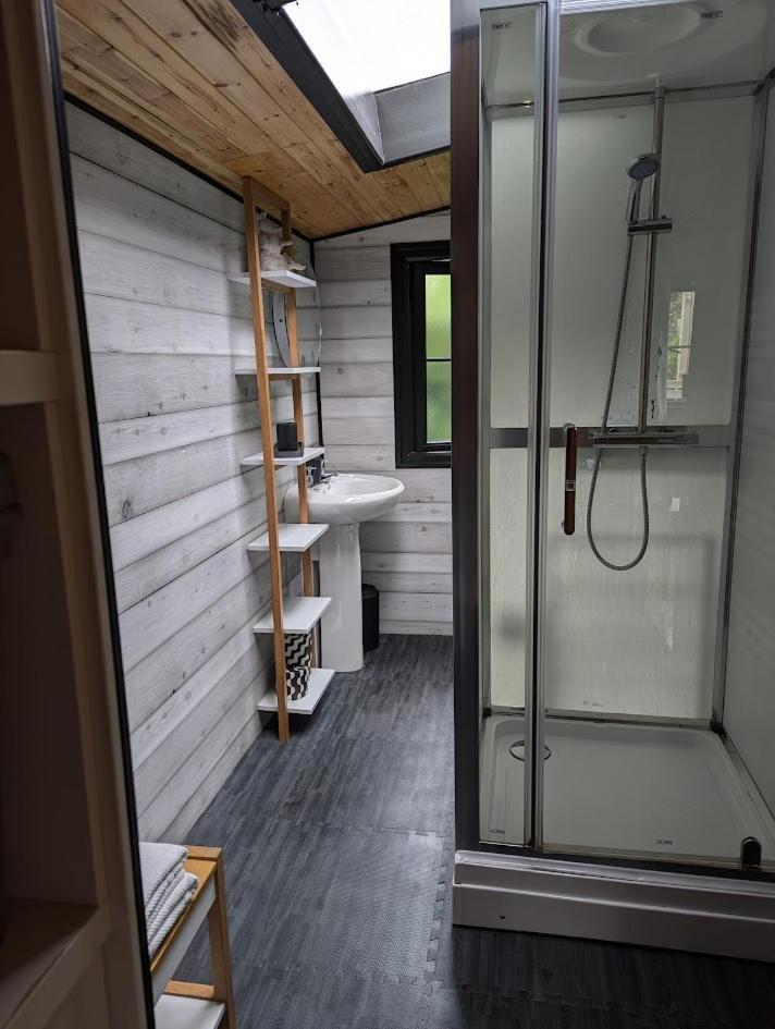 'Monktonmead Lodge' In Secluded Setting, With Private Indoor Pool. Ryde  Exterior photo