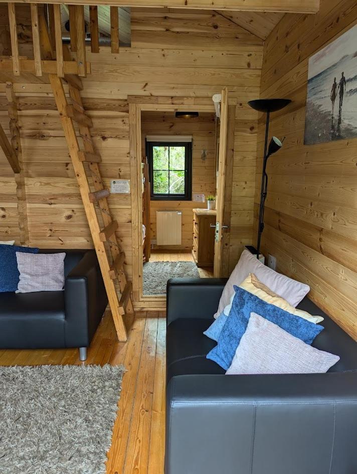 'Monktonmead Lodge' In Secluded Setting, With Private Indoor Pool. Ryde  Exterior photo